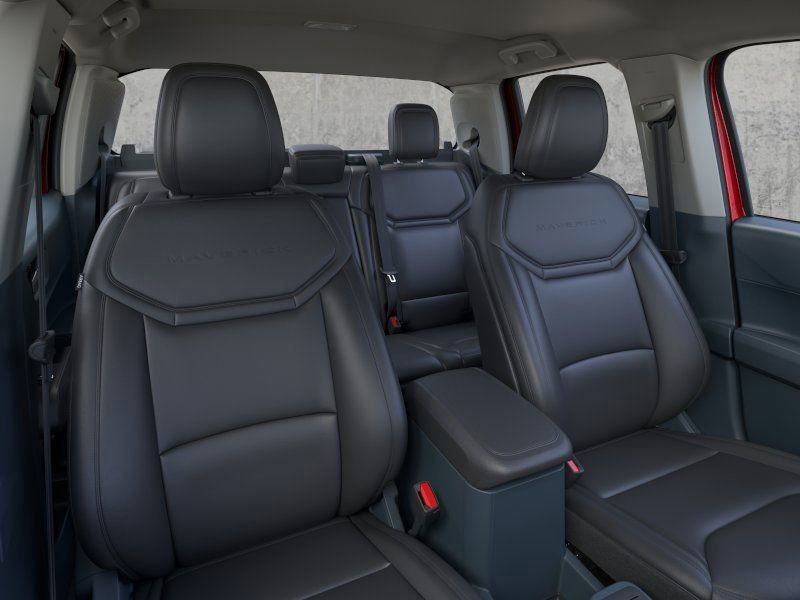New 2026 Ford Maverick Lariat w/ Black Appearance Package image 13