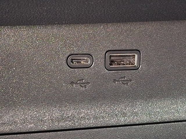 Used 2026 Chevrolet Equinox LT FWD image 26