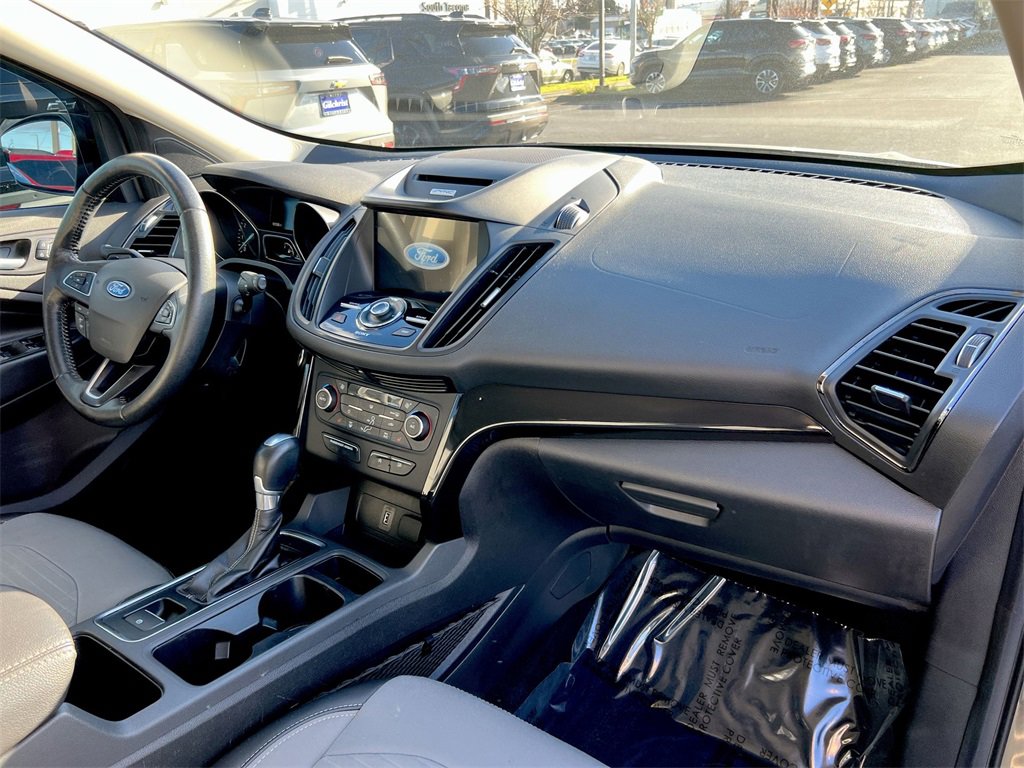 Used 2017 Ford Escape Titanium image 23