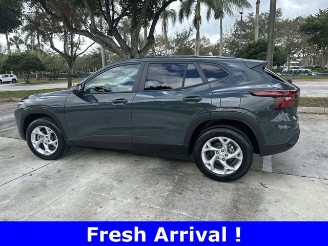 Used 2026 Chevrolet Trax LS w/ LS Convenience Package image 40