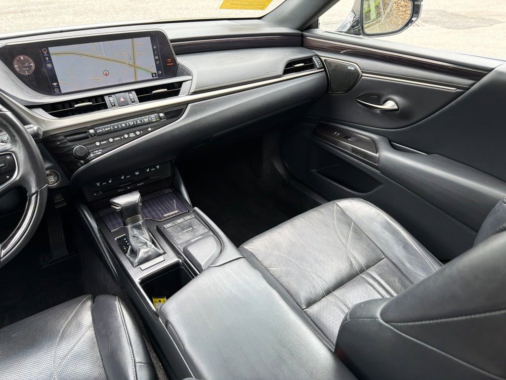 Used 2019 Lexus ES 350 Ultra Luxury w/ Accessory Package 2 FWD image 23