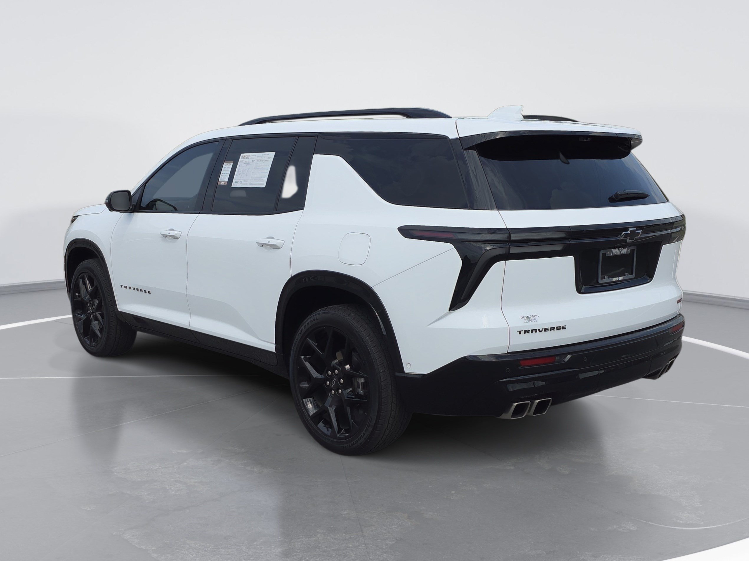 Used 2024 Chevrolet Traverse RS FWD image 5