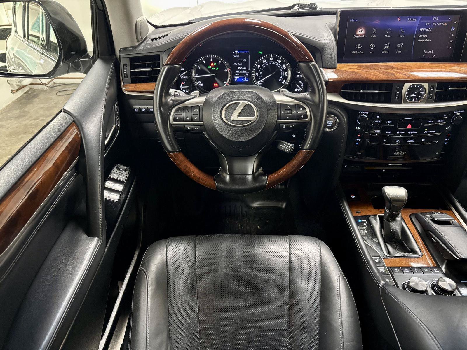 Used 2018 Lexus LX 570 4WD w/ Luxury Package image 25