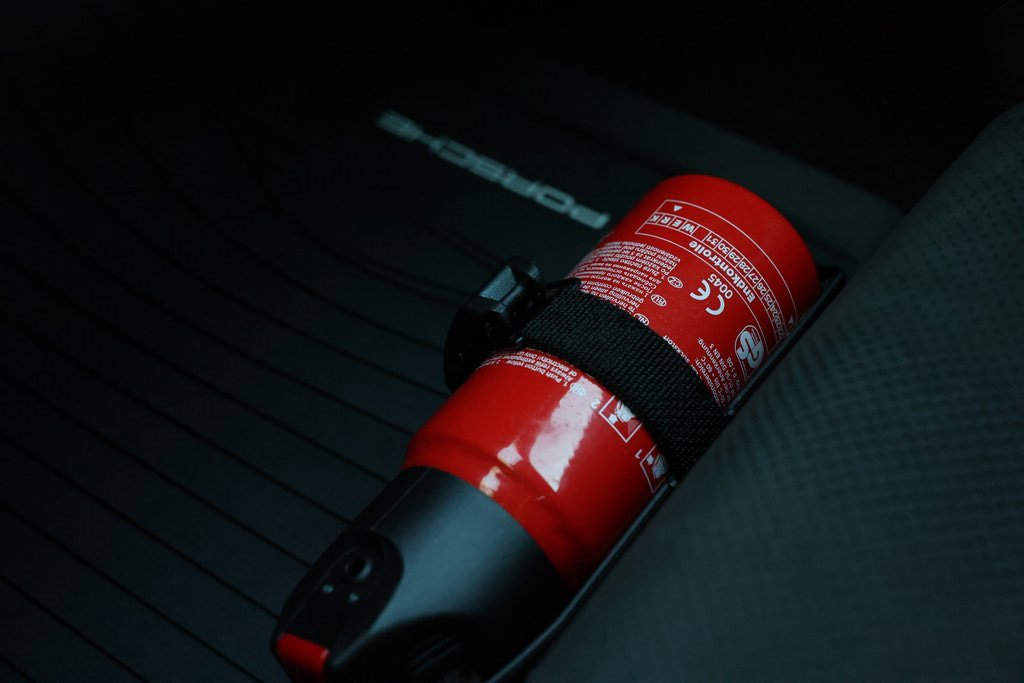 Used 2023 Porsche 718 Cayman GT4 RS image 62