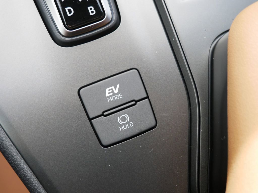 New 2026 Lexus UX 300h AWD image 26