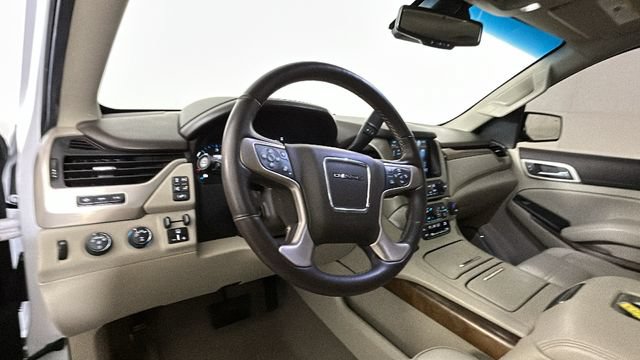 Used 2019 GMC Yukon Denali w/ Denali Ultimate Package AWD/4WD image 13