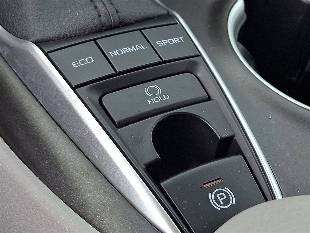 Certified 2023 Toyota Camry LE image 23