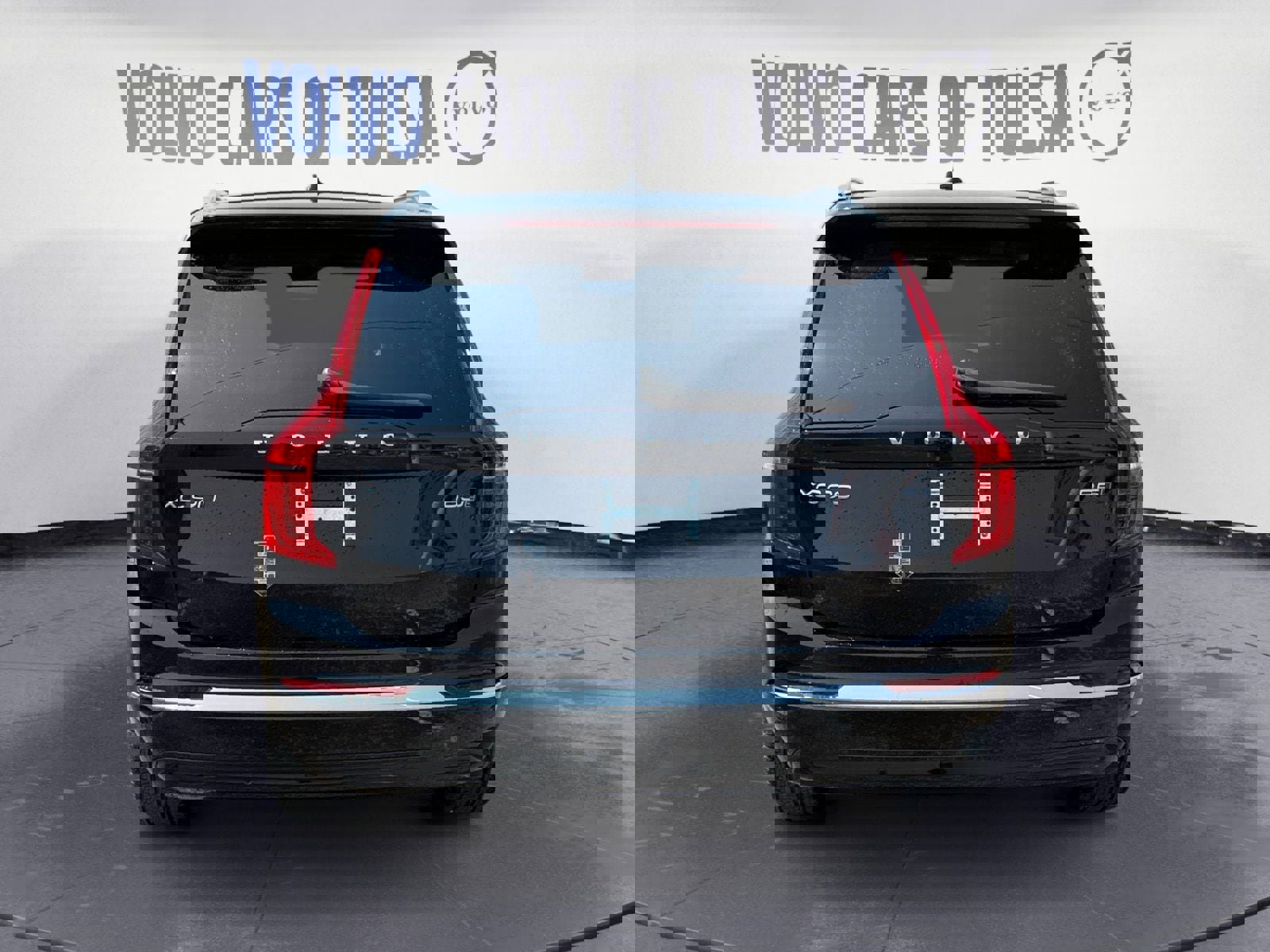 Used 2025 Volvo XC90 B5 Plus image 4