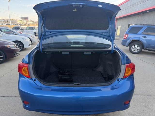 Used 2009 Toyota Corolla LE FWD image 9