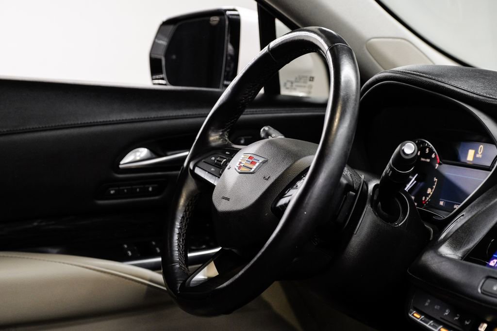 Used 2021 Cadillac XT4 Premium Luxury image 20