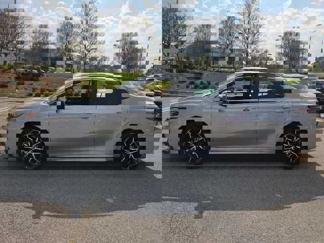 Used 2023 Toyota Camry SE w/ Convenience Package image 2