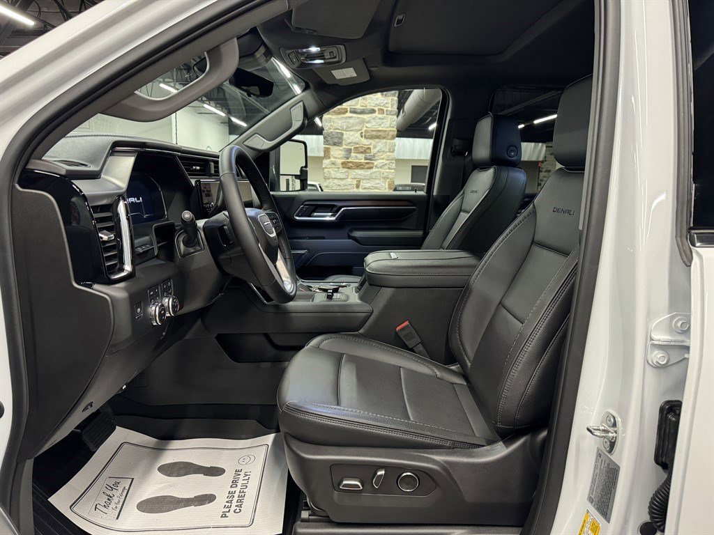 Used 2024 GMC Sierra 2500 Denali w/ Denali Reserve Package image 23
