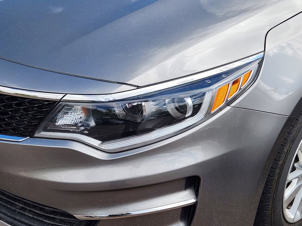 Used 2016 Kia Optima LX w/ LX Convenience Package FWD image 12