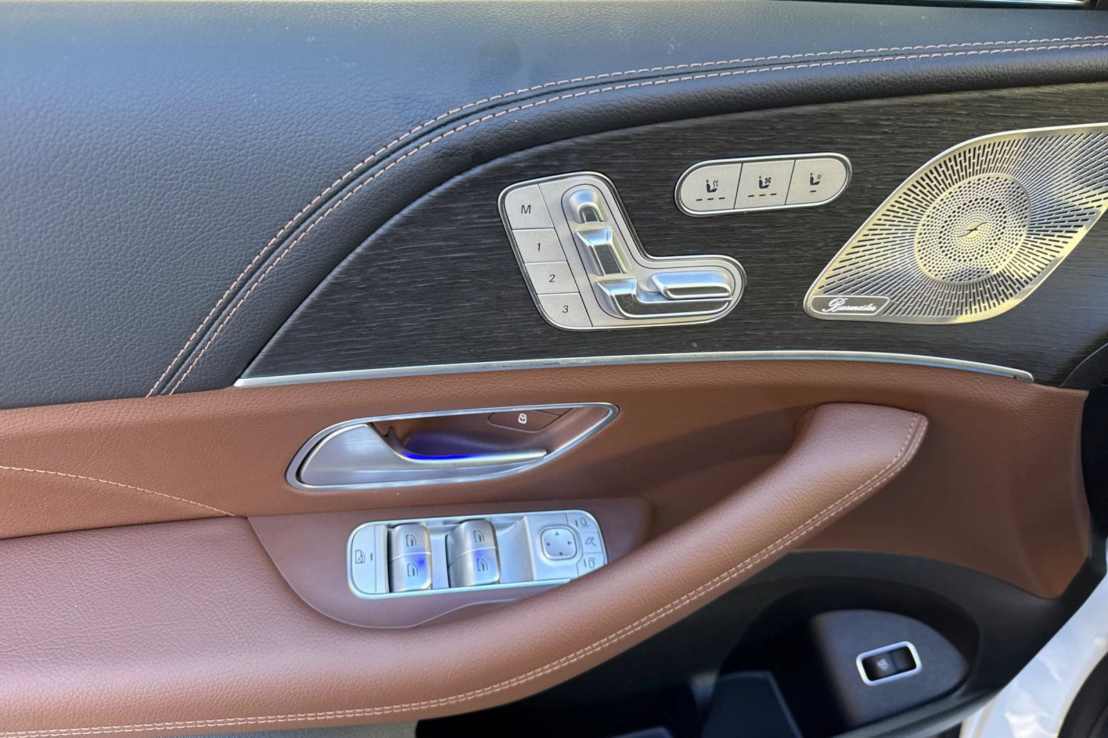 Used 2024 Mercedes-Benz GLE 350 4MATIC image 25