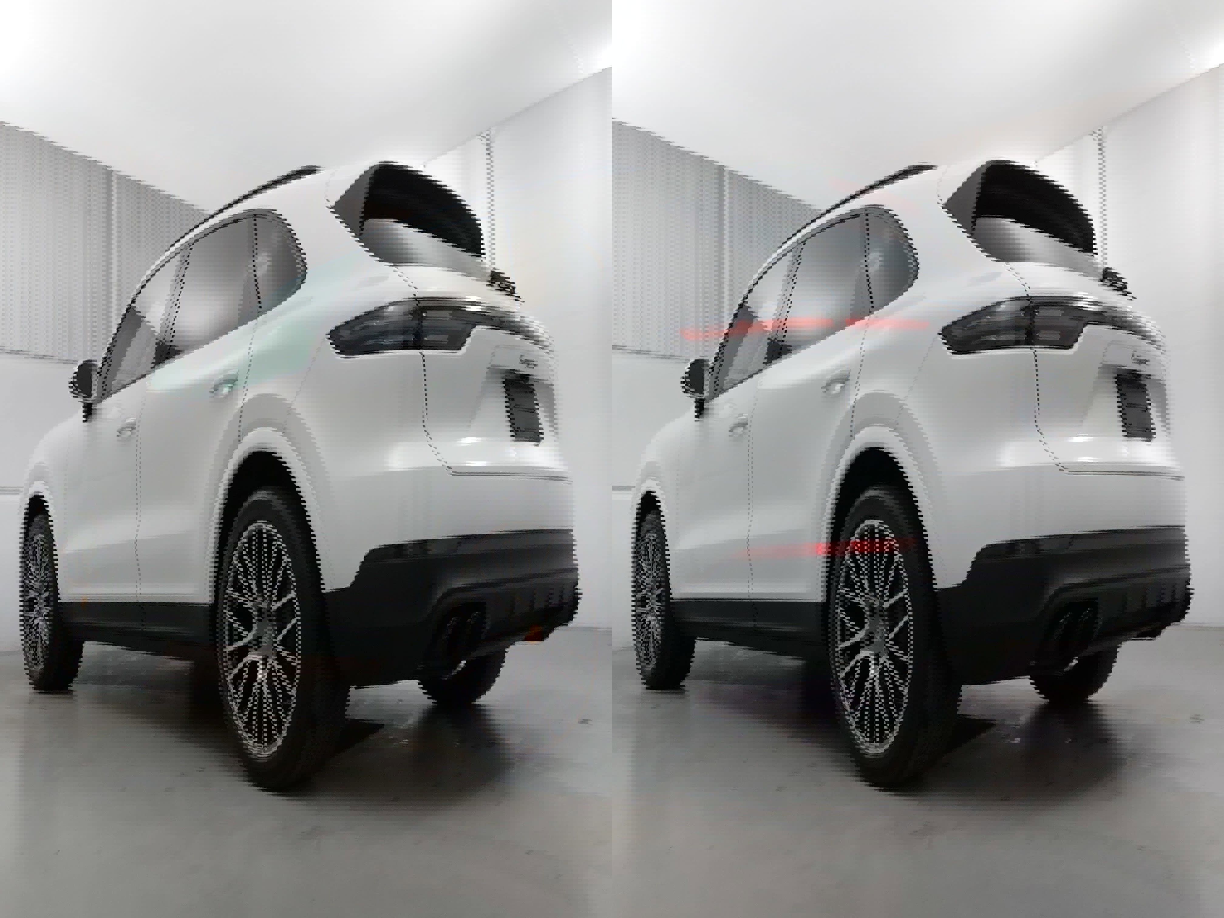 Certified 2023 Porsche Cayenne Platinum Edition image 3