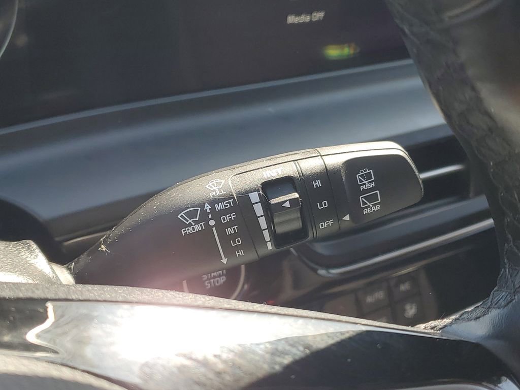 Used 2024 Kia Seltos S image 16