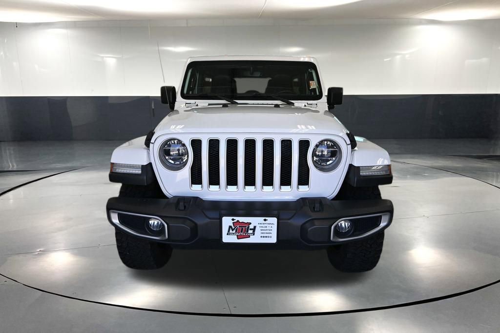 Used 2018 Jeep Wrangler Unlimited Sahara w/ Dual Top Group AWD/4WD image 13