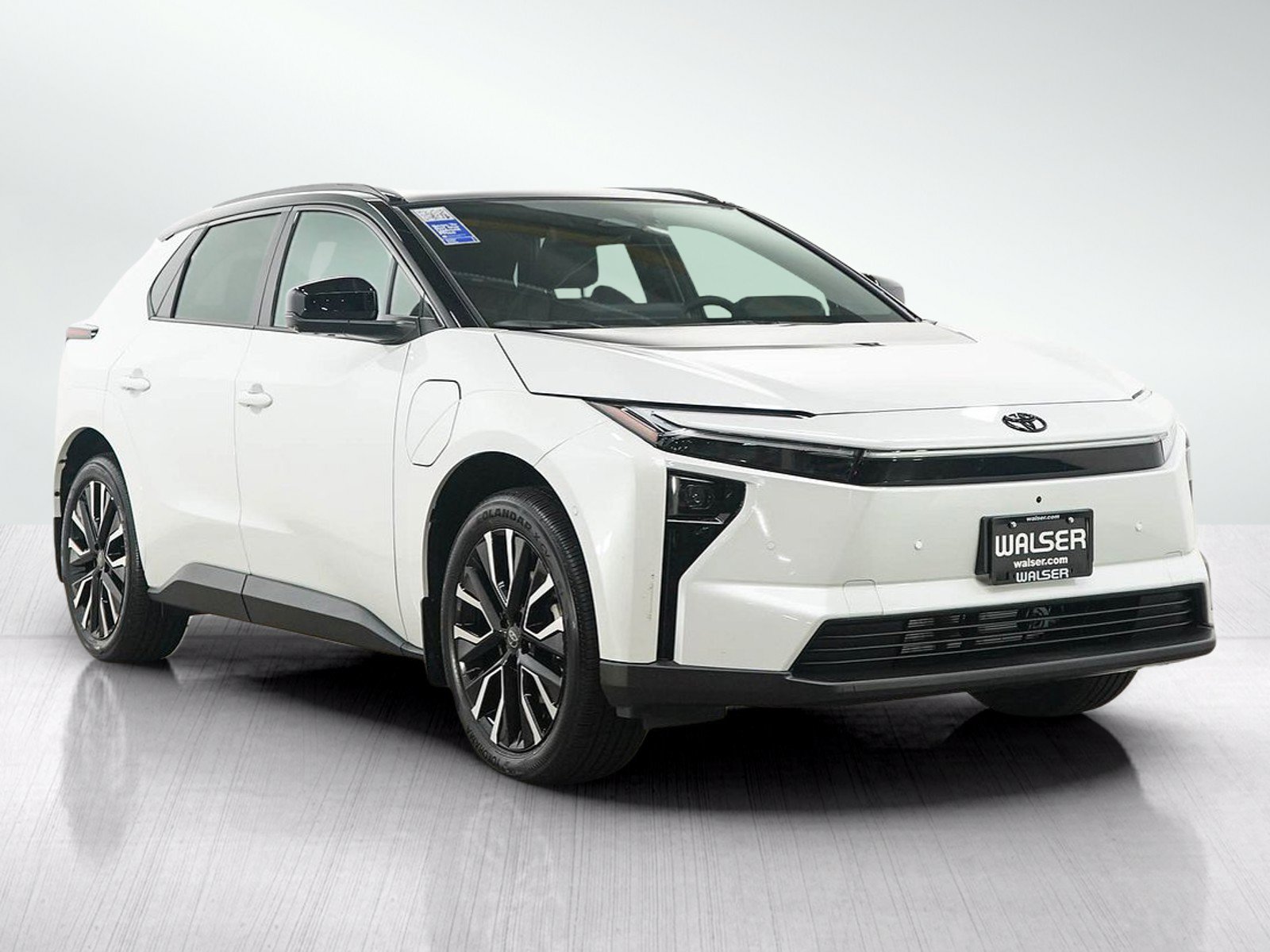 Used 2026 Toyota bZ AWD/4WD image 7