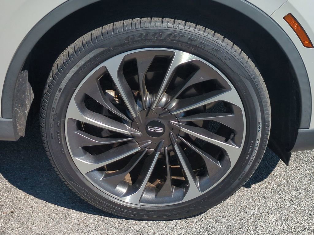 Used 2022 Lincoln Aviator Reserve w/ Equipment Group 201A image 10