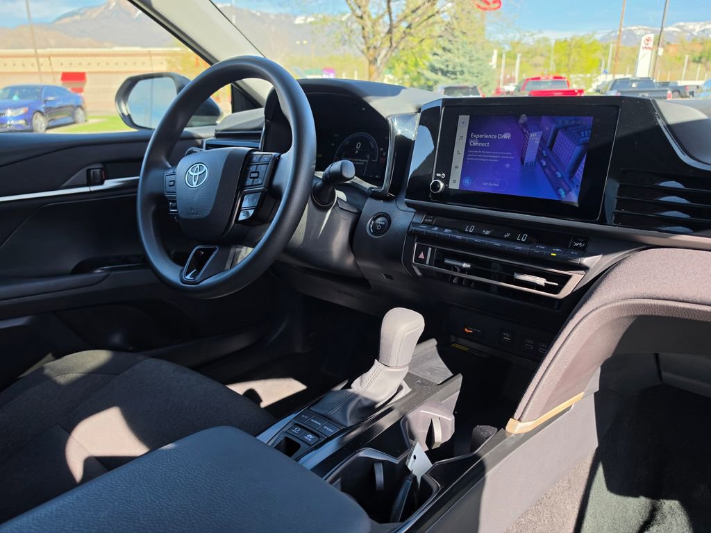 Used 2025 Toyota Camry LE FWD image 14