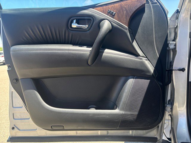 Used 2023 Nissan Armada SL image 8