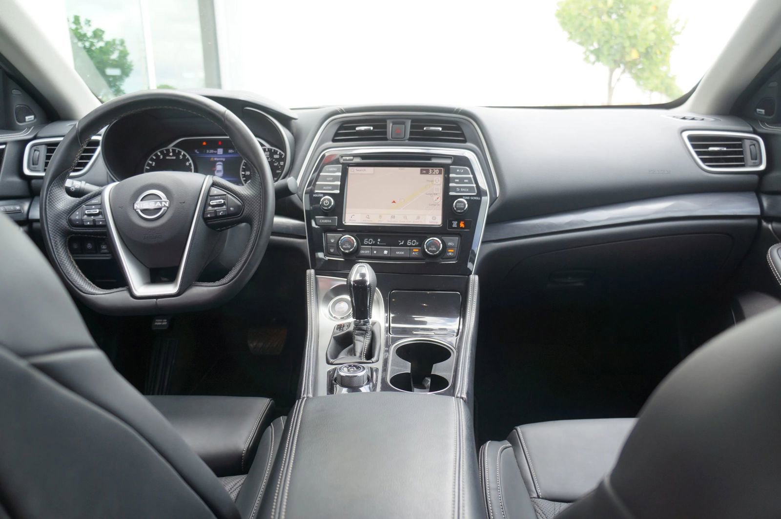Used 2023 Nissan Maxima Platinum w/ Sport Mat Group FWD image 31