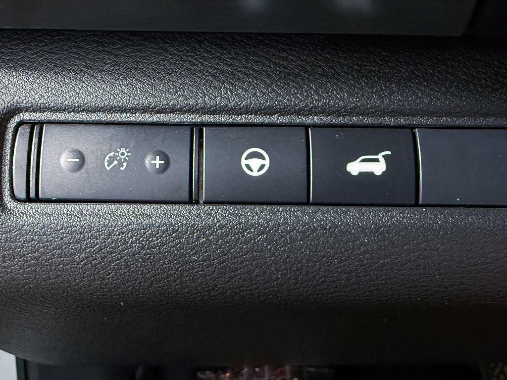 Certified 2025 Nissan Pathfinder SL AWD/4WD image 28