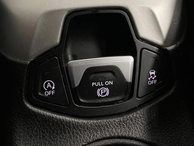 Used 2019 Jeep Compass Sport image 25