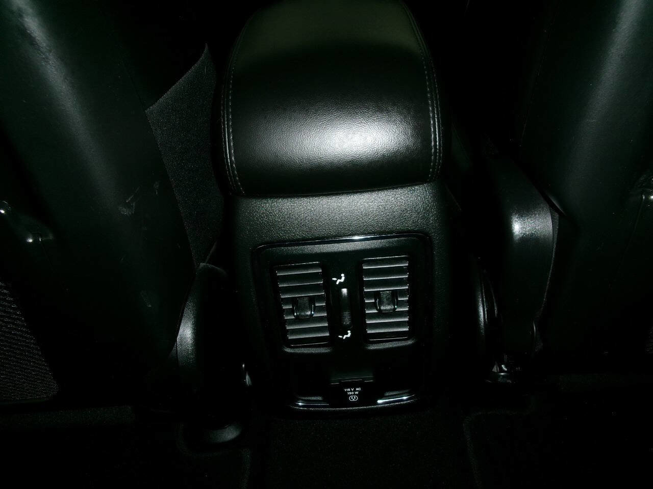 Used 2021 Jeep Grand Cherokee Laredo X image 16