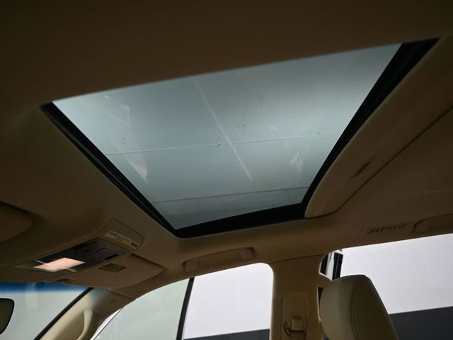 Used 2021 Lexus LX 570 4WD w/ Luxury Package image 7