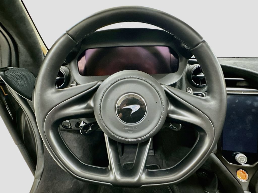 Used 2025 McLaren 750S Spider RWD image 12