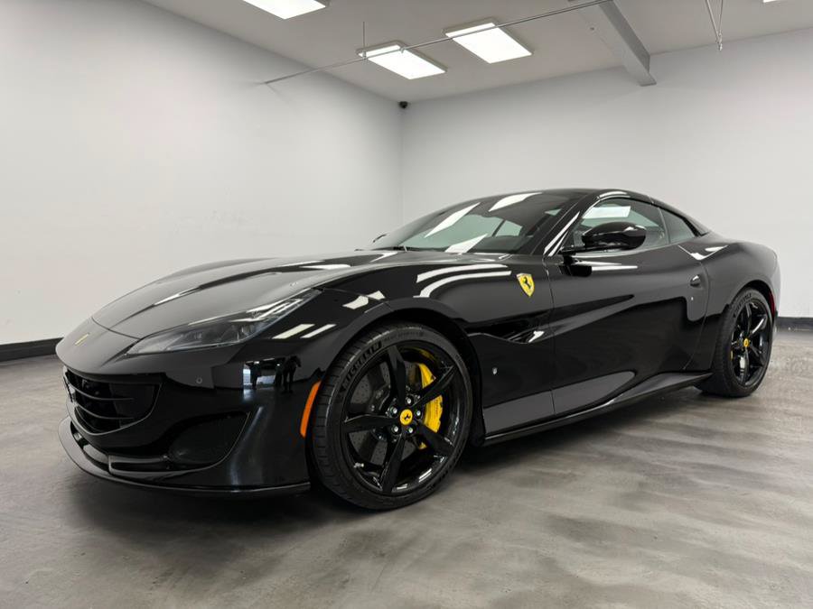 Used 2019 Ferrari Portofino RWD image 5
