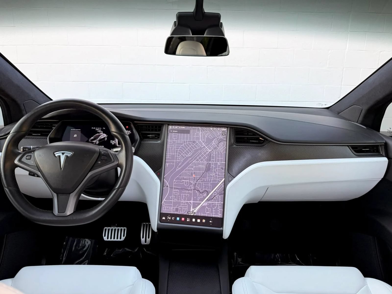 Used 2018 Tesla Model X 75D AWD/4WD image 11