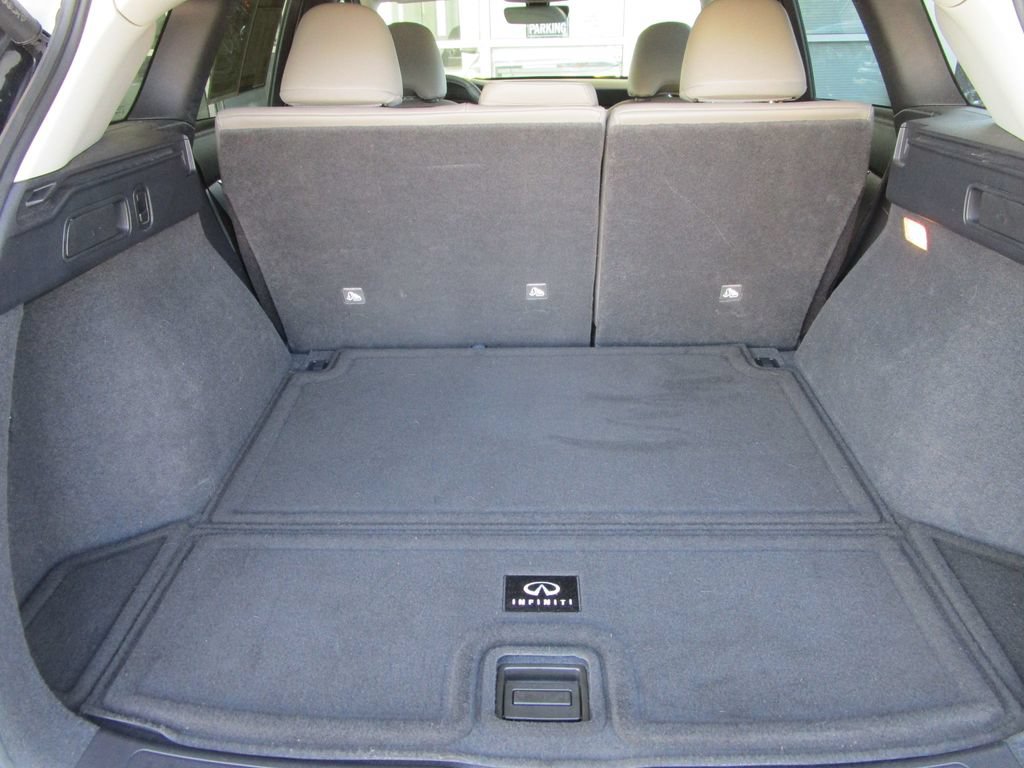 Used 2023 INFINITI QX50 Luxe w/ Cargo Package FWD image 17