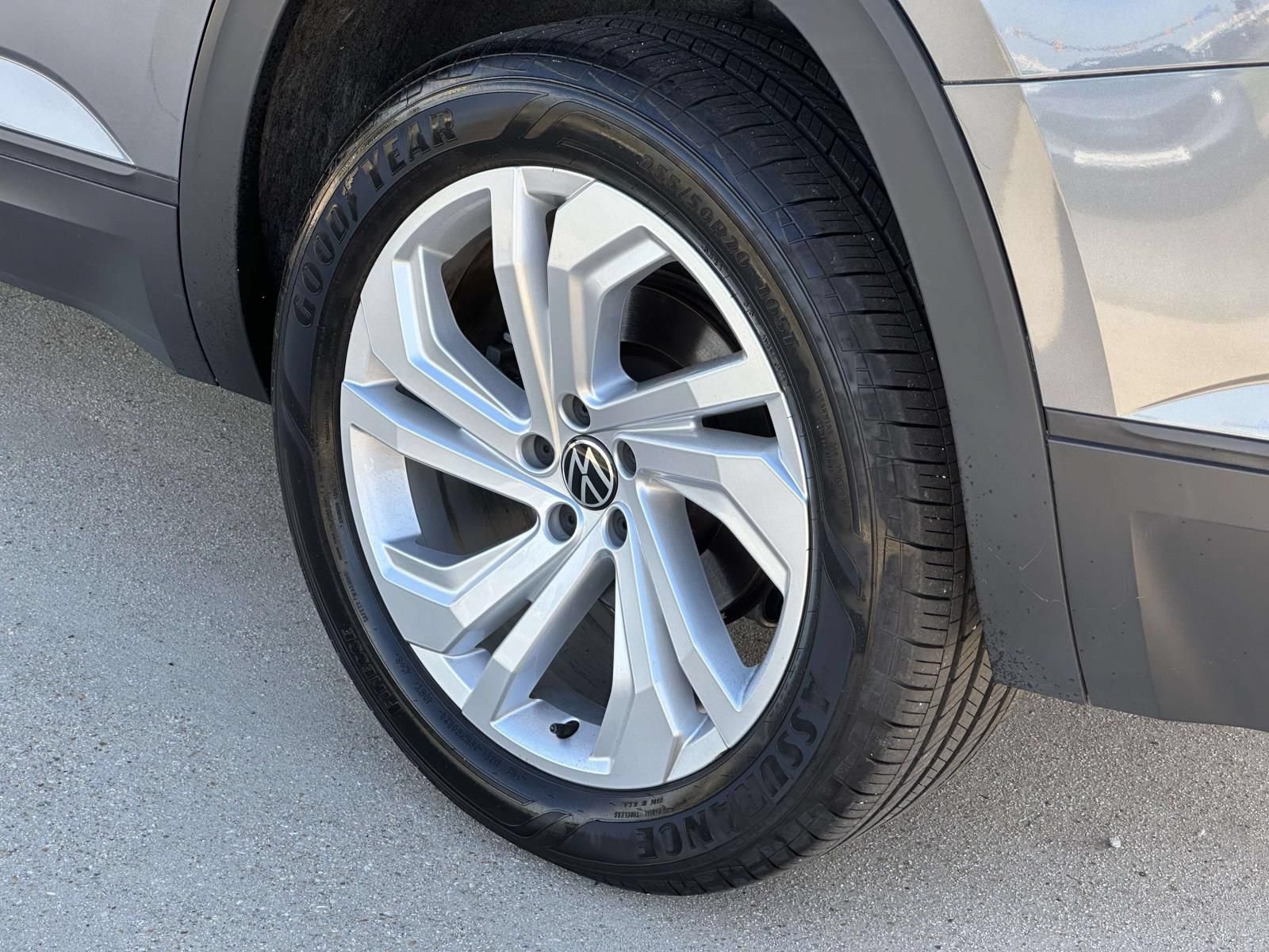 Certified 2023 Volkswagen Atlas SE AWD/4WD image 7