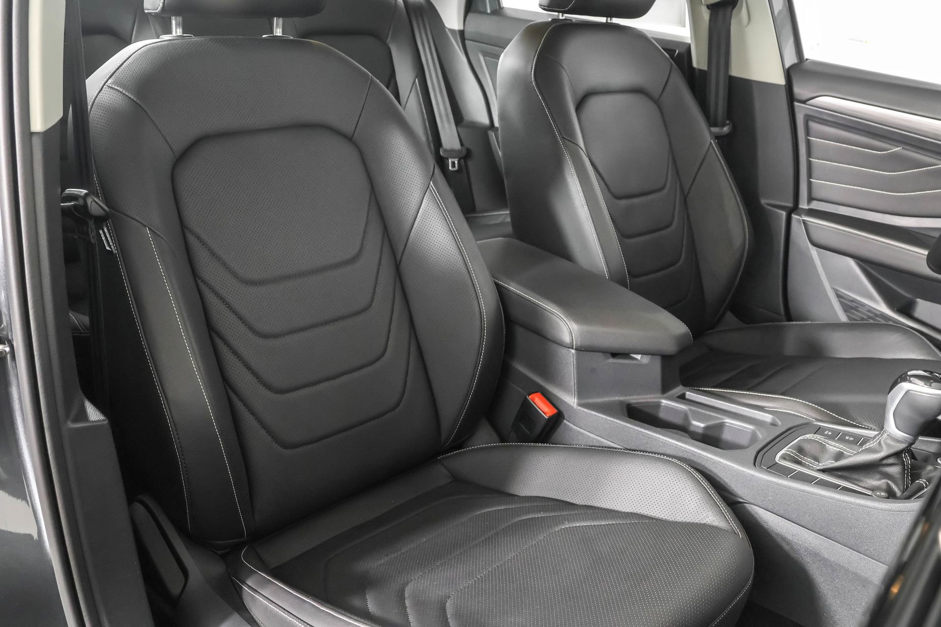 Used 2023 Volkswagen Jetta SEL image 48