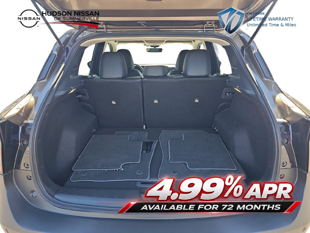 Used 2026 Nissan Kicks SR w/ SR Premium Package FWD image 31