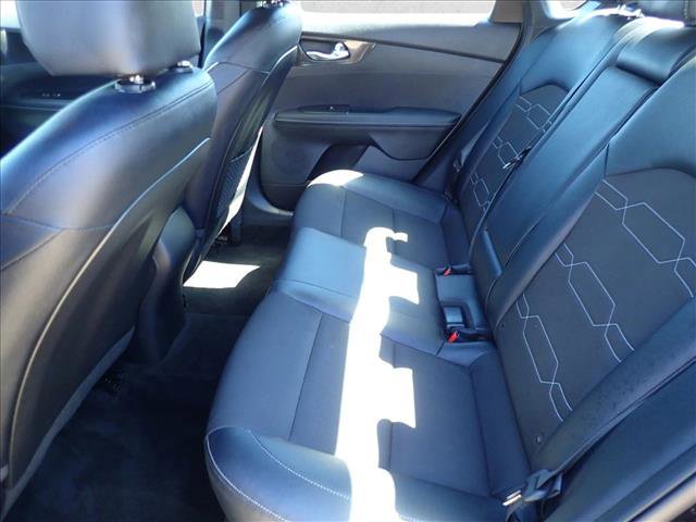 Used 2023 Kia Forte GT-Line image 6