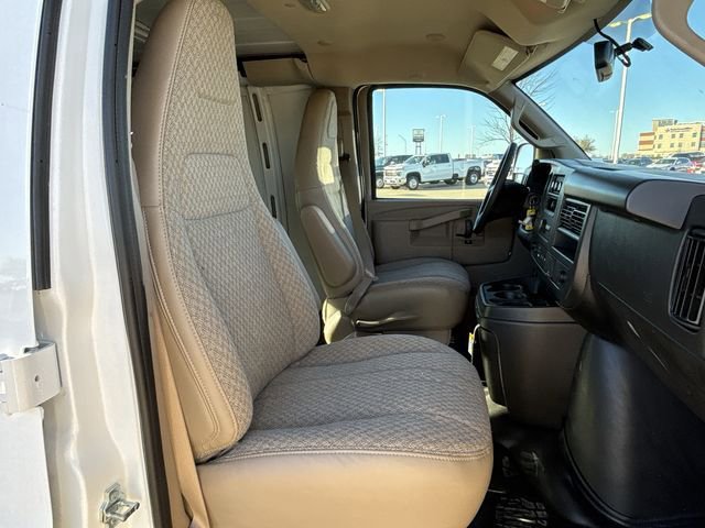 New 2025 GMC Savana 2500 Extended w/ Driver Convenience Package image 25