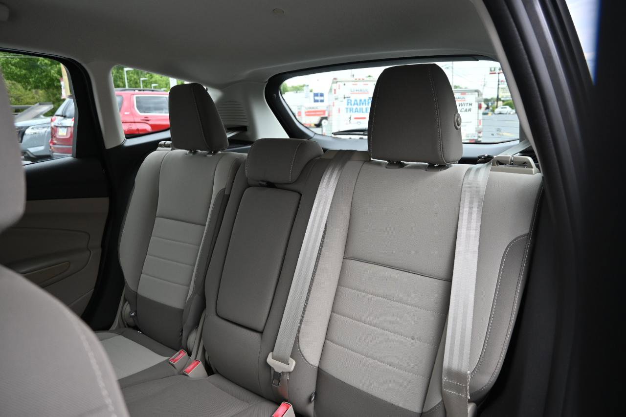 Used 2014 Ford C-MAX SE FWD image 23