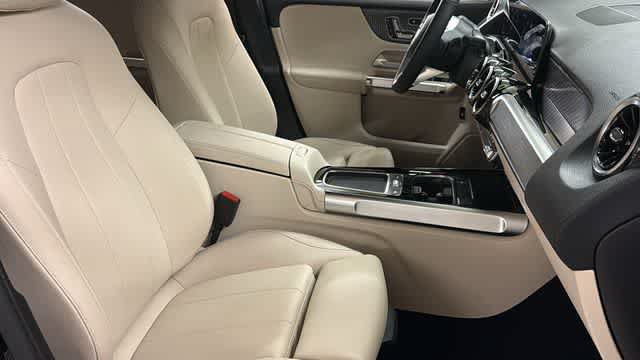 Certified 2026 Mercedes-Benz GLB 250 4MATIC image 36
