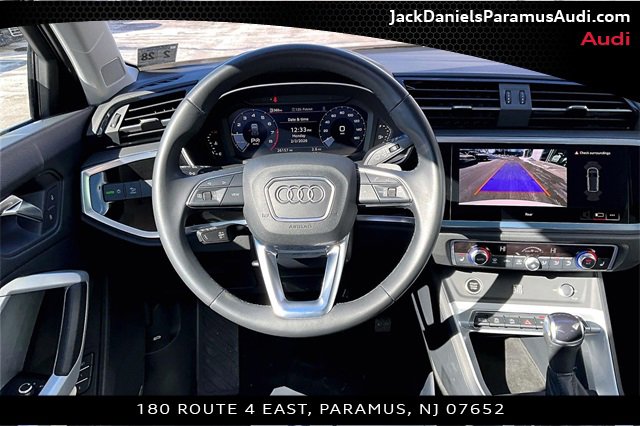 Used 2023 Audi Q3 2.0T Premium w/ Convenience Package image 5