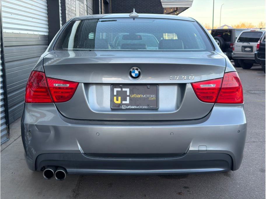 Used 2011 BMW 328i Sedan image 9