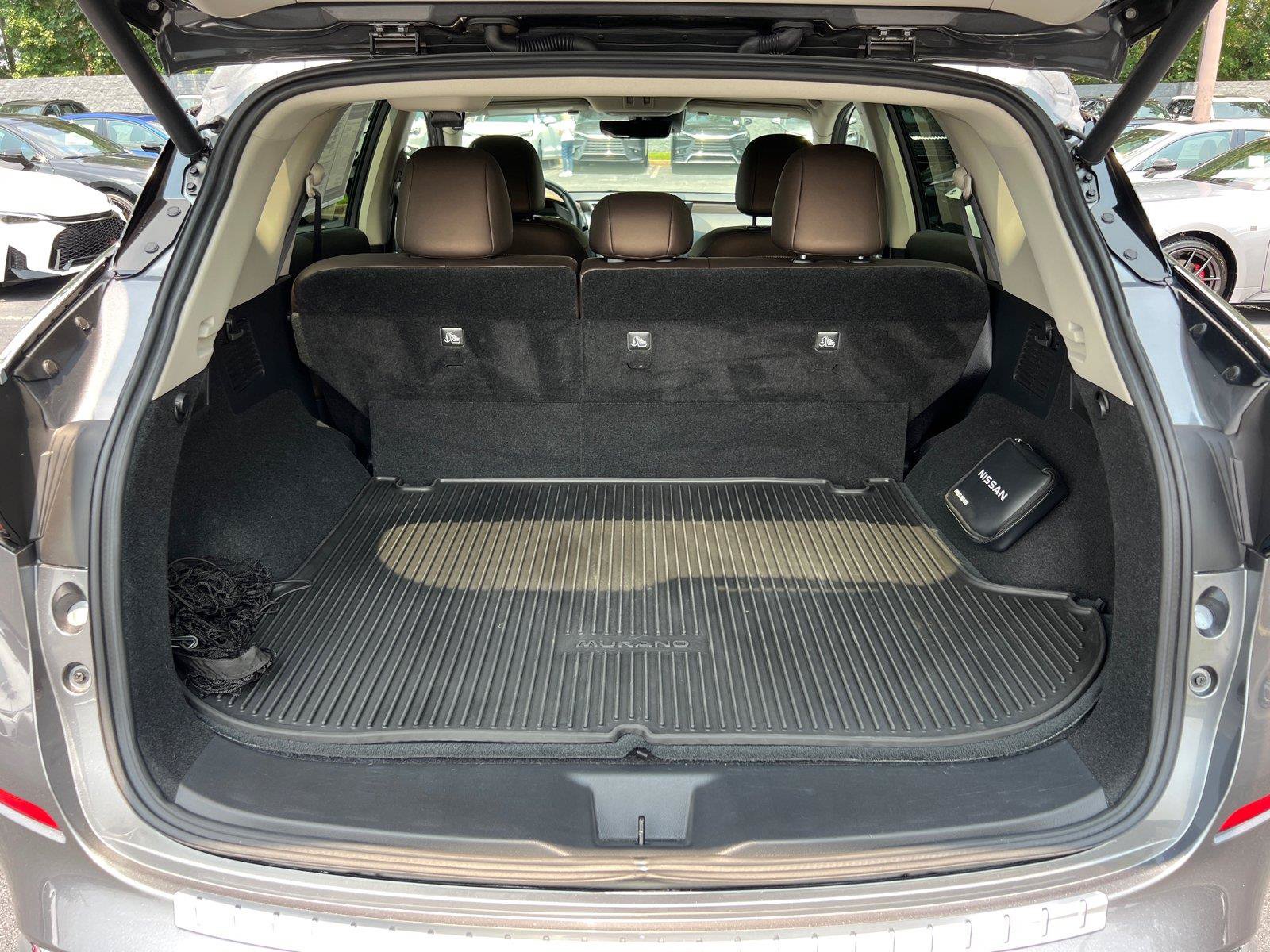 Used 2024 Nissan Murano Platinum w/ Cargo Package FWD image 18