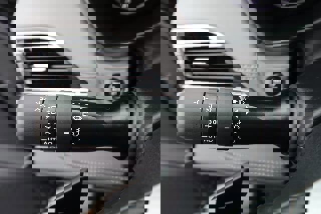 Certified 2025 Subaru Outback Limited w/ Popular Package #2 image 21