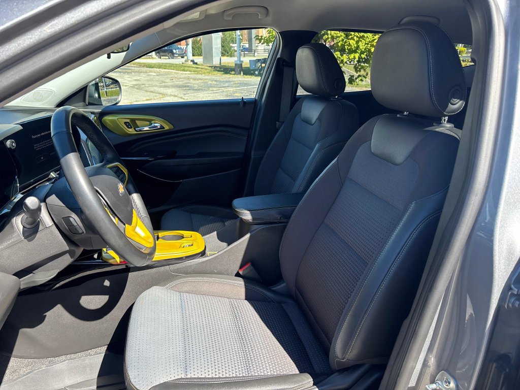 Used 2025 Chevrolet Trax LT w/ Driver Confidence Package FWD image 10
