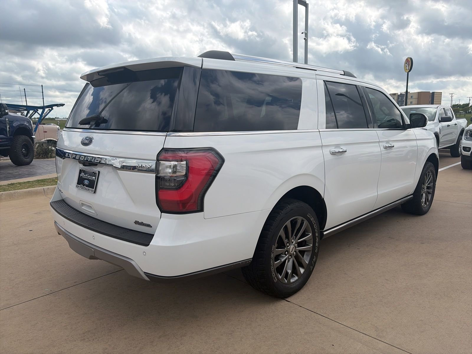 Used 2020 Ford Expedition Max Limited image 5