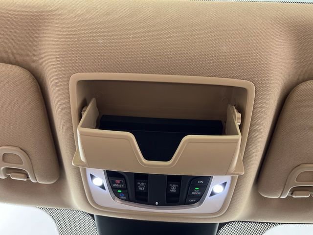 Used 2022 Acura MDX FWD w/ Technology Package image 36