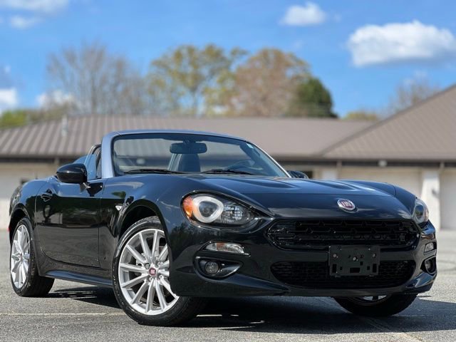 Used 2017 FIAT 124 Spider Lusso image 3