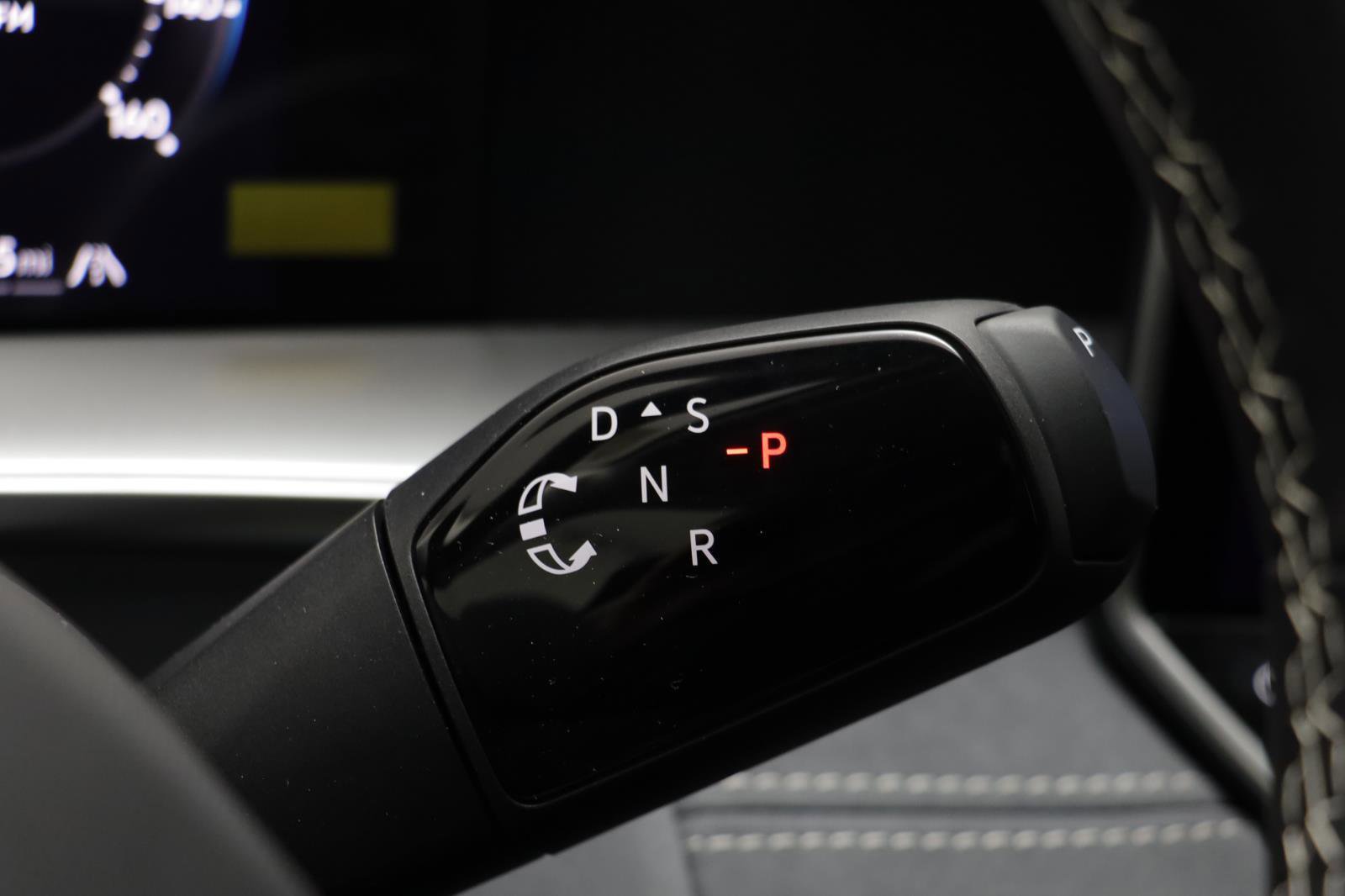 New 2026 Volkswagen Tiguan SE image 11